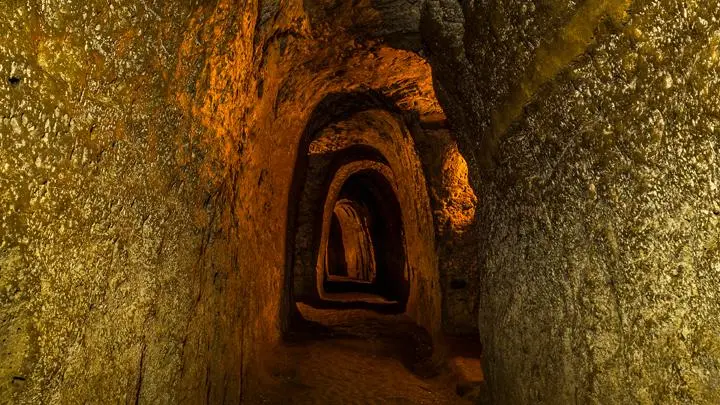 Terowongan Cu Chi buatan Viet Cong (Foto: Shutterstock)