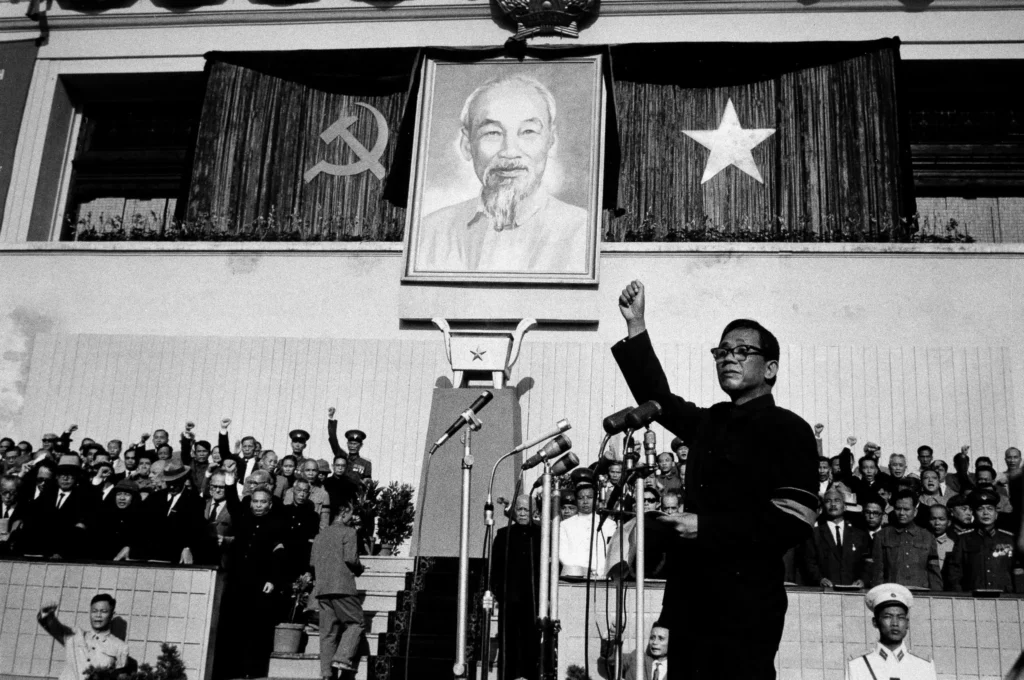 Vietnam Utara didukung oleh Uni Soviet.