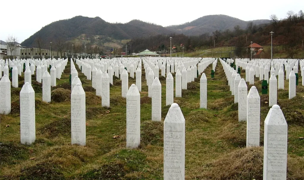 Makam para korban Genosida Srebrenica.
